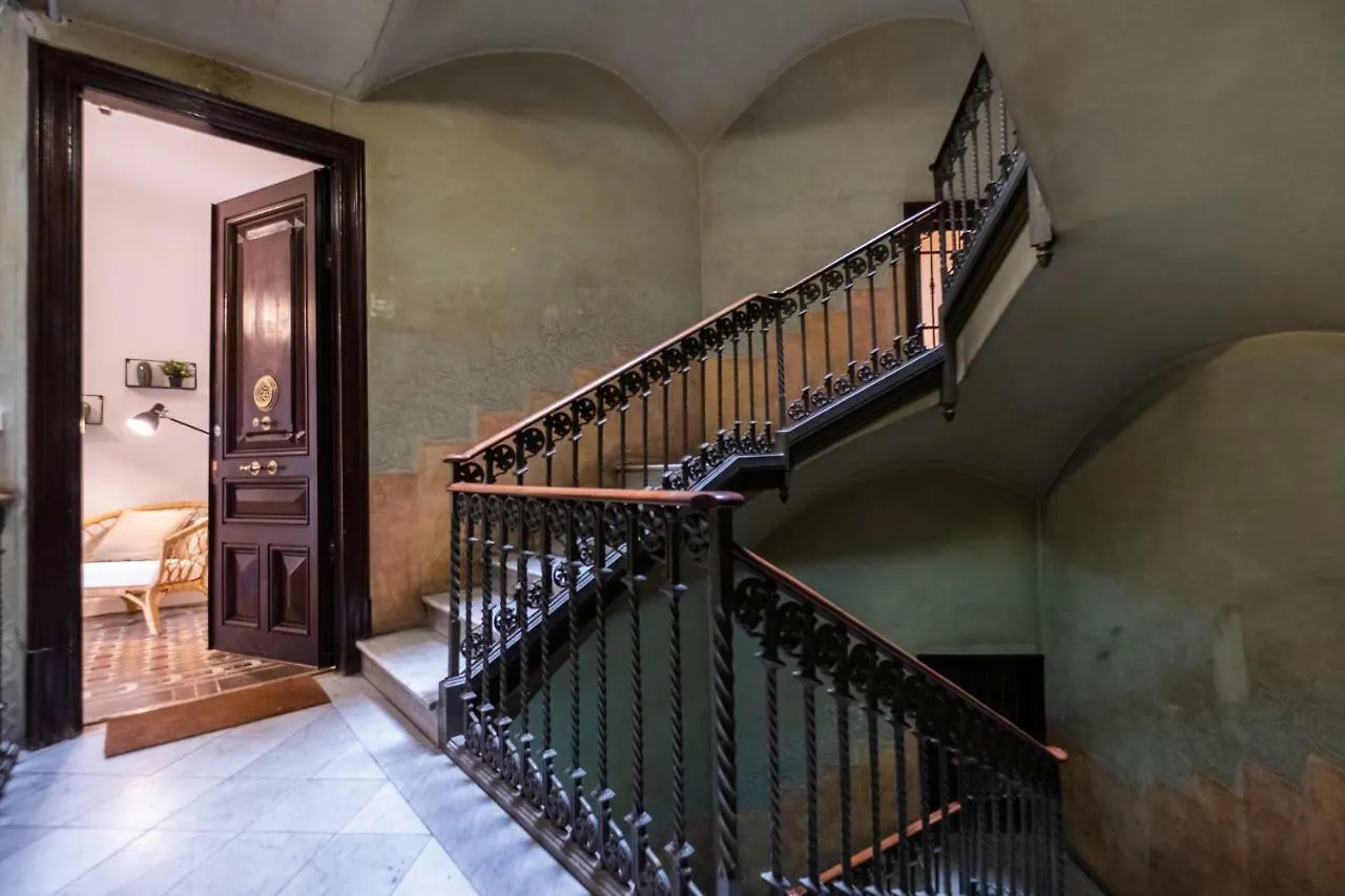 B32-Sunny And Modernist Apartment For Groups In Center Barcelona 0*,